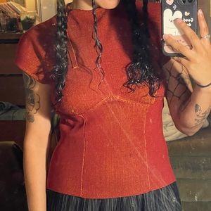 Isa Boulder Shield Top in Volcano